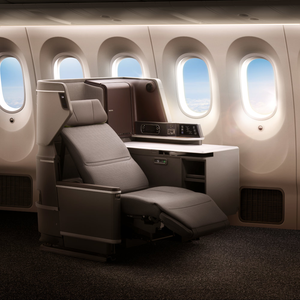Eva Air Royal Laurel Class